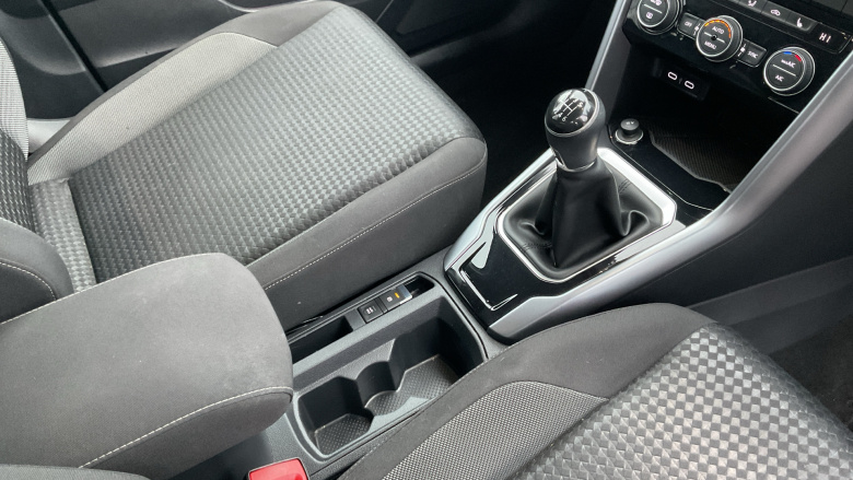 Volkswagen T-Roc 1.0 TSI 110 Active 5dr Petrol Hatchback